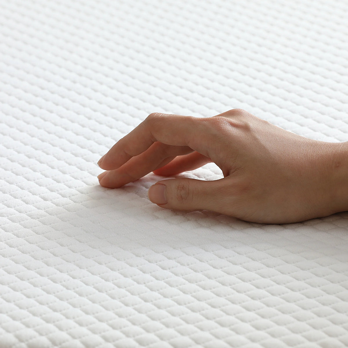 10 Inch California King Gel Memory Foam Mattress R406719