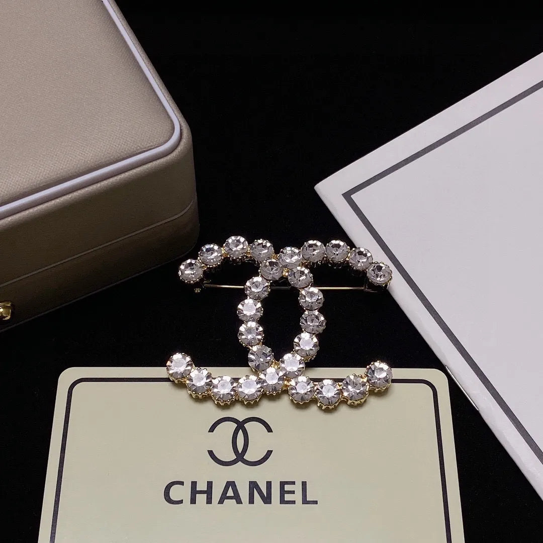 Brooch U966