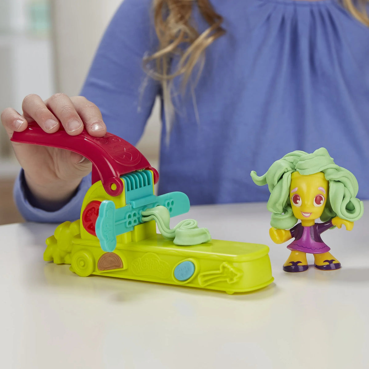 Play-Doh Town Shape and Make Market D5029