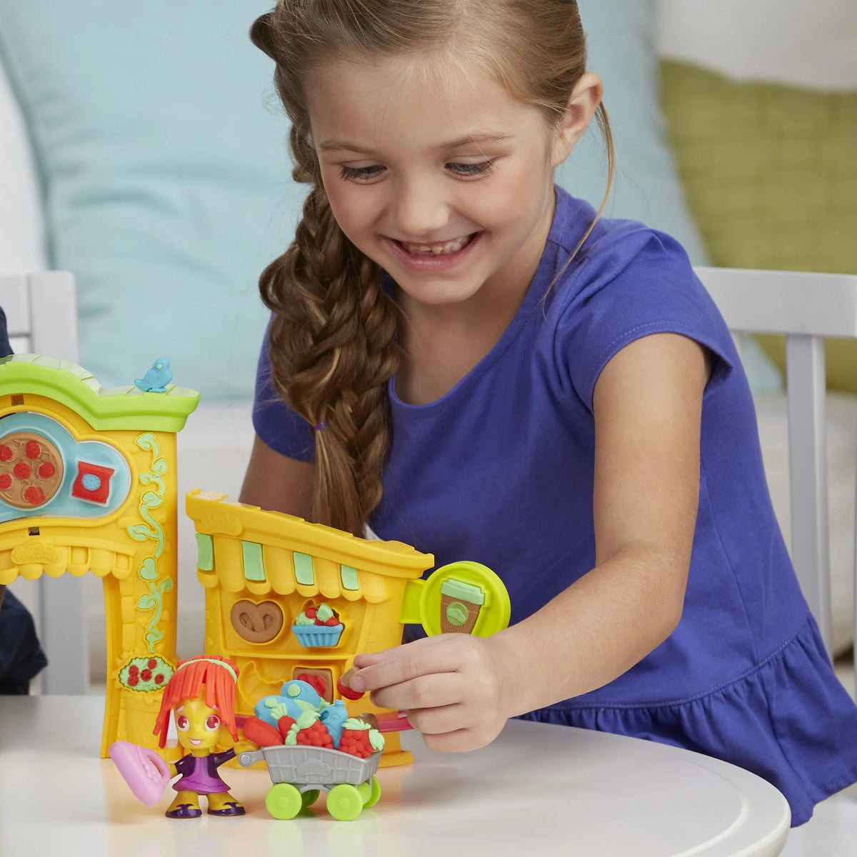 Play-Doh Town Shape and Make Market D5029